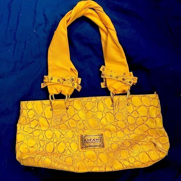 Ripani Pale Yellow Ripple Embossed Italian Leather Handbag - Picture 2 of 4